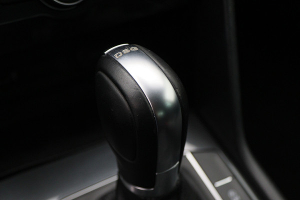 Volkswagen Tiguan 1.4 TSI ACT Highline R-Line Virtual Cockpit, ACC, Apple Carplay, Camera, DAB, Trekhaak, 19"