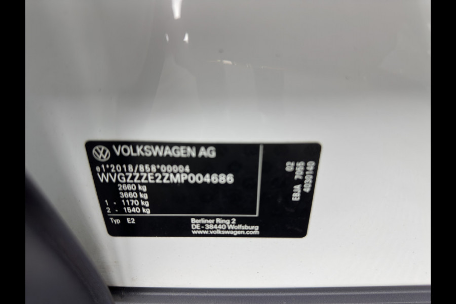 Volkswagen ID.4 First 77 kWh [ 3-Fase ] (INCL-BTW) *HEAT-PUMP | LEATHER-MICROFIBRE | FULL-LED | HEATED-COMFORTSEATS | DIGI-COCKPIT | AMBIENT-LIGHT | NAVI-FULLMAP | ECC | PDC | TOWBAR | PRIVACY-GLASS | CRUISE | CAMERA | CARPLAY | 20