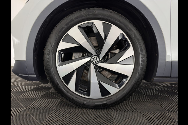 Volkswagen ID.4 First 77 kWh [ 3-Fase ] (INCL-BTW) *HEAT-PUMP | LEATHER-MICROFIBRE | FULL-LED | HEATED-COMFORTSEATS | DIGI-COCKPIT | AMBIENT-LIGHT | NAVI-FULLMAP | ECC | PDC | TOWBAR | PRIVACY-GLASS | CRUISE | CAMERA | CARPLAY | 20