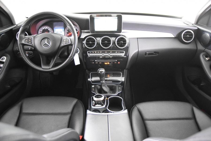 Mercedes-Benz C-Klasse 180 CDI Premium Plus *Leer*Navigatie*PDC*