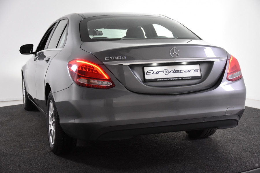 Mercedes-Benz C-Klasse 180 CDI Premium Plus *Leer*Navigatie*PDC*