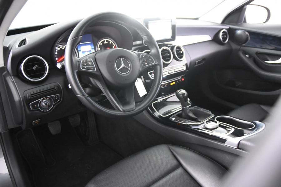 Mercedes-Benz C-Klasse 180 CDI Premium Plus *Leer*Navigatie*PDC*