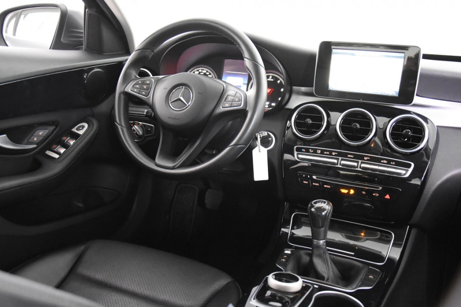 Mercedes-Benz C-Klasse 180 CDI Premium Plus *Leer*Navigatie*PDC*