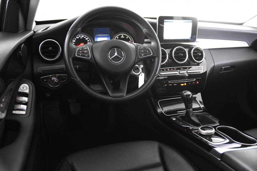Mercedes-Benz C-Klasse 180 CDI Premium Plus *Leer*Navigatie*PDC*