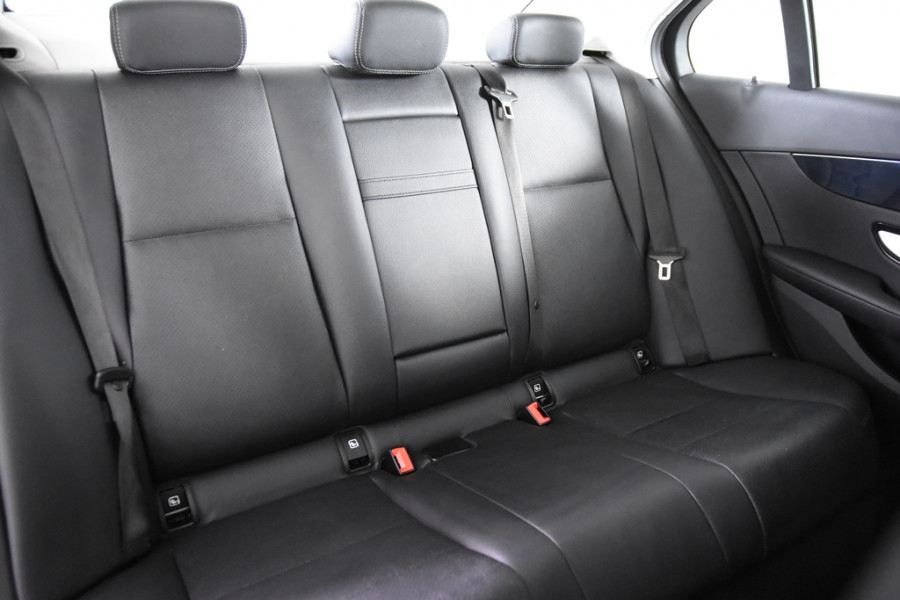 Mercedes-Benz C-Klasse 180 CDI Premium Plus *Leer*Navigatie*PDC*