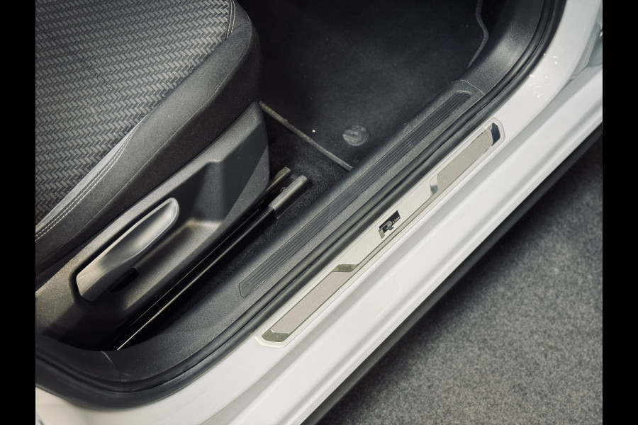 Volkswagen Polo 1.0 TSI 2x R-Line | Camera | CarPlay | VirtualCockpit