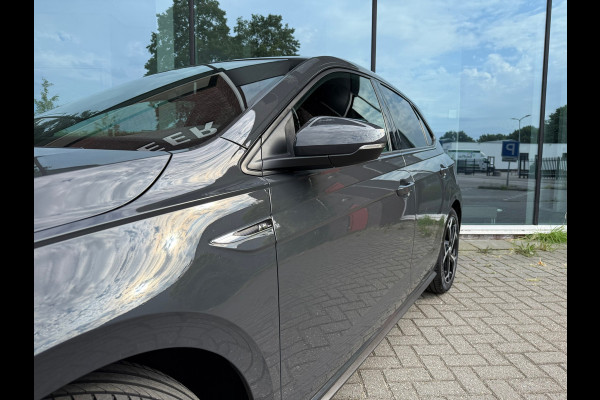 Volkswagen Polo 1.0 TSI Highline Business R - Automaat - Navi - Climate - Org.NL