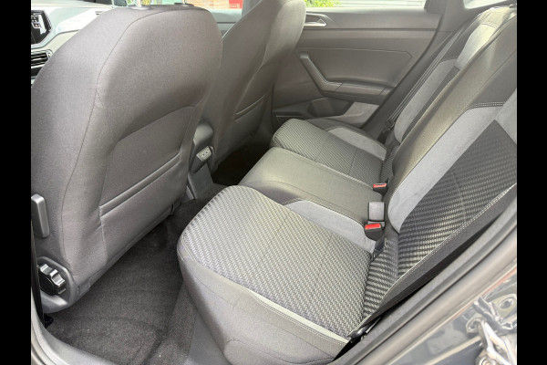 Volkswagen Polo 1.0 TSI Highline Business R - Automaat - Navi - Climate - Org.NL