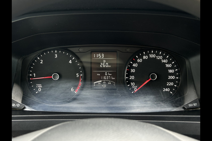 Volkswagen Transporter 2.0 TDI 102 PK / L2H1 / 1e EIG. / ALUCA INRICHTING / IMPERIAAL / TREKHAAK / AIRCO / CRUISE / BLUETOOTH / 3-ZITS