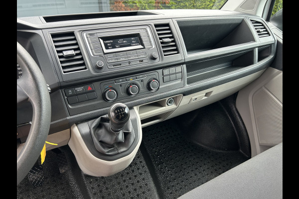 Volkswagen Transporter 2.0 TDI 102 PK / L2H1 / 1e EIG. / ALUCA INRICHTING / IMPERIAAL / TREKHAAK / AIRCO / CRUISE / BLUETOOTH / 3-ZITS