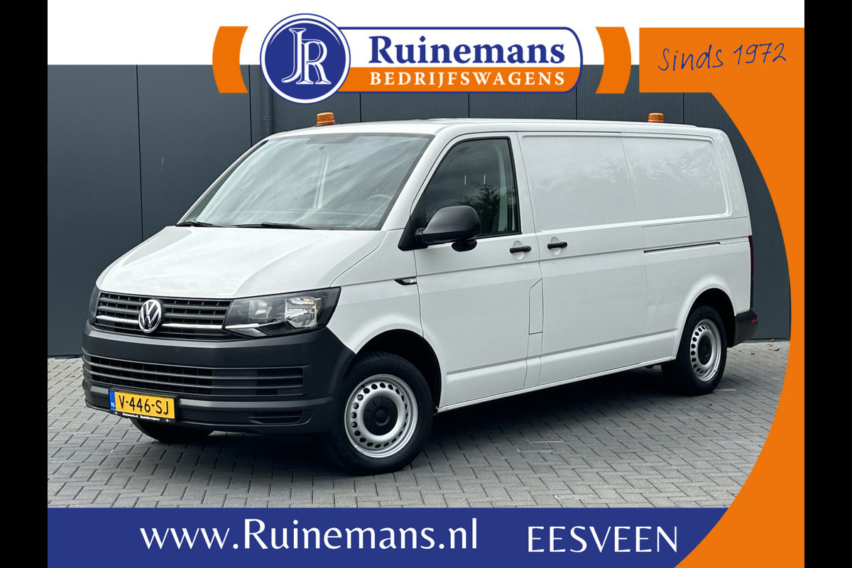 Volkswagen Transporter 2.0 TDI 150 PK / L2H1 / 1e EIG. / AIRCO / NAVI / 2X SCHUIFDEUR / 3-ZITS / TREKHAAK / INRICHTING / CAMERA / BLUETOOTH Volkswagen Transporter 2.0 TDI 150 PK / L2H1 / 1e EIG. / AIRCO / NAVI / 2X SCHUIFDEUR / 3-ZITS / TREKHAAK / INRICHTING / CAMERA / BLUETOOTH
