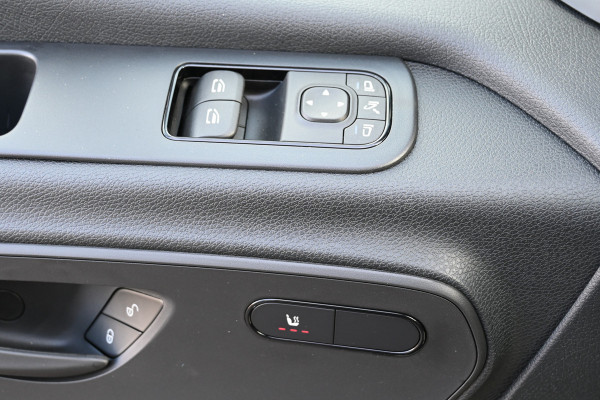 Mercedes-Benz Sprinter 319 CDI 4x4 L4H2 Select MAXI Distronic, Geveerde stoel, LED, 360 Camera