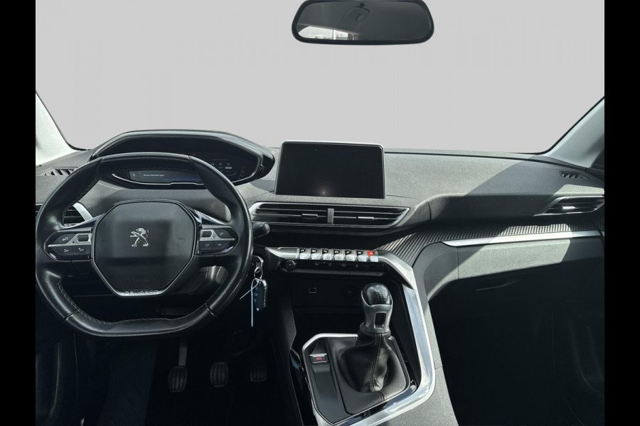 Peugeot 3008 1.2 PureTech Blue Lease Executive volleder | trekhaak Peugeot 3008 1.2 PureTech Blue Lease Executive volleder | trekhaak