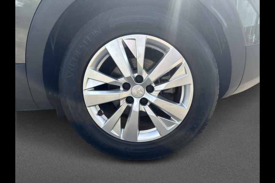 Peugeot 3008 1.2 PureTech Blue Lease Executive volleder | trekhaak Peugeot 3008 1.2 PureTech Blue Lease Executive volleder | trekhaak