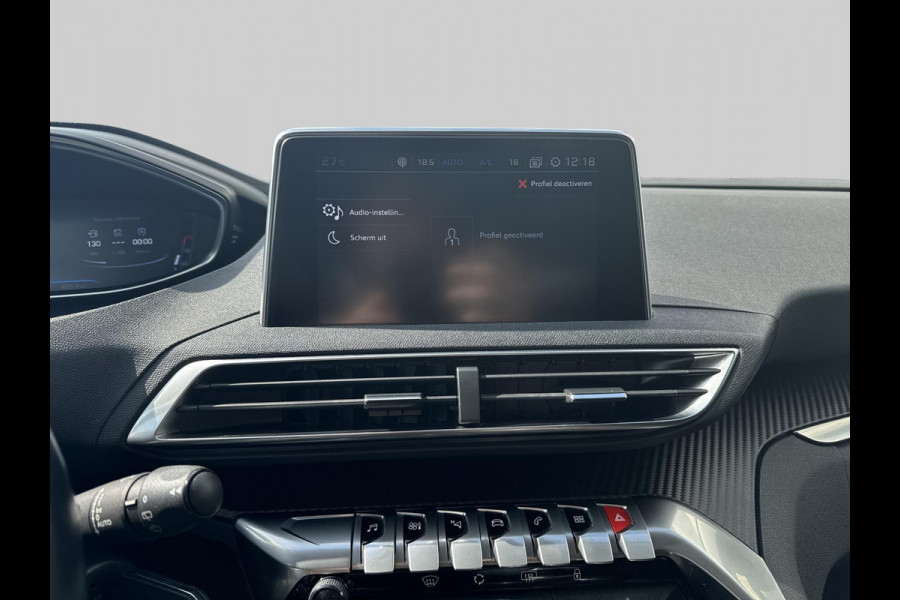 Peugeot 3008 1.2 PureTech Blue Lease Executive volleder | trekhaak Peugeot 3008 1.2 PureTech Blue Lease Executive volleder | trekhaak