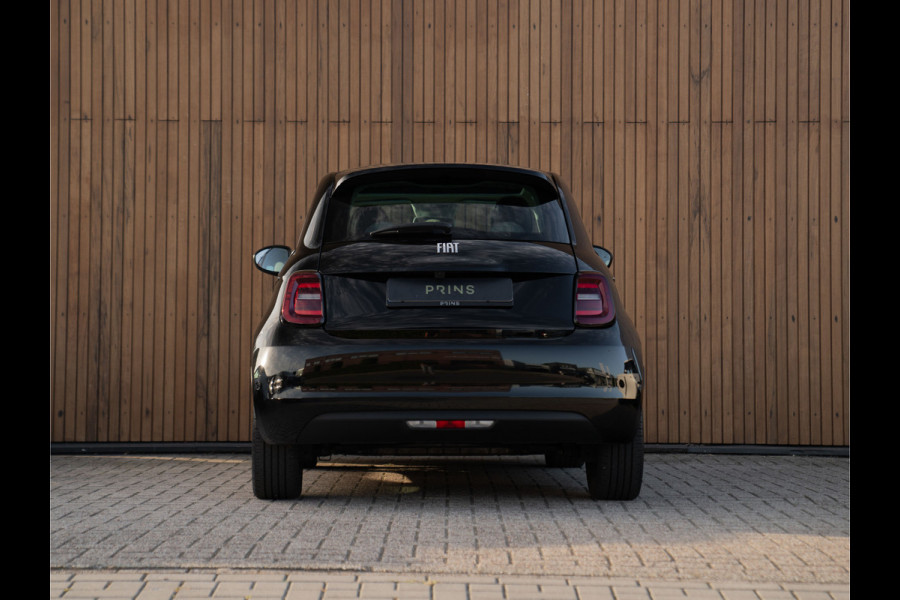 Fiat 500 La Prima 42 kWh | Pano-dak | Camera