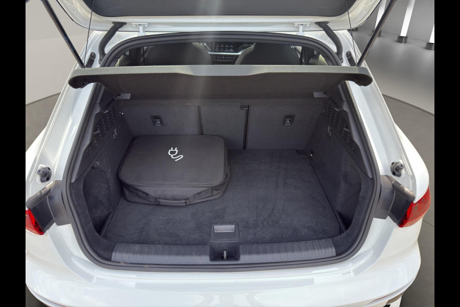 Audi A3 Sportback 45 TFSI e S-Line Pano B&O Matrix Carplay