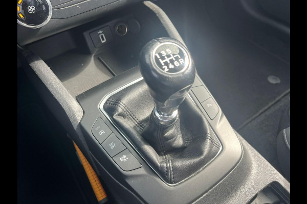 Ford FOCUS Wagon 1.0 EcoBoost Trend Edition Business | Trekhaak |