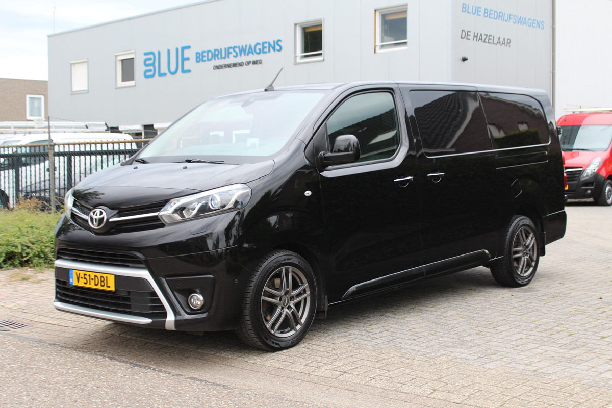 Toyota ProAce Worker 2.0 D-4D 177PK E6 Automaat Professional Long ✓ 3 zits ✓ 2x elektrische schuifdeur Toyota ProAce Worker 2.0 D-4D 177PK E6 Automaat Professional Long ✓ 3 zits ✓ 2x elektrische schuifdeur