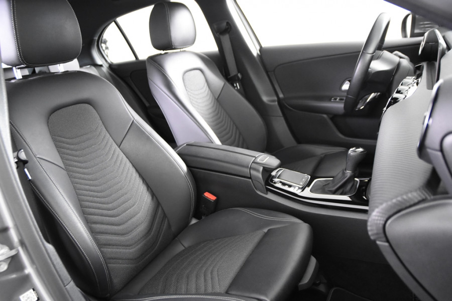 Mercedes-Benz A-Klasse 180 *1ste Eigenaar*Navigatie*PDC*