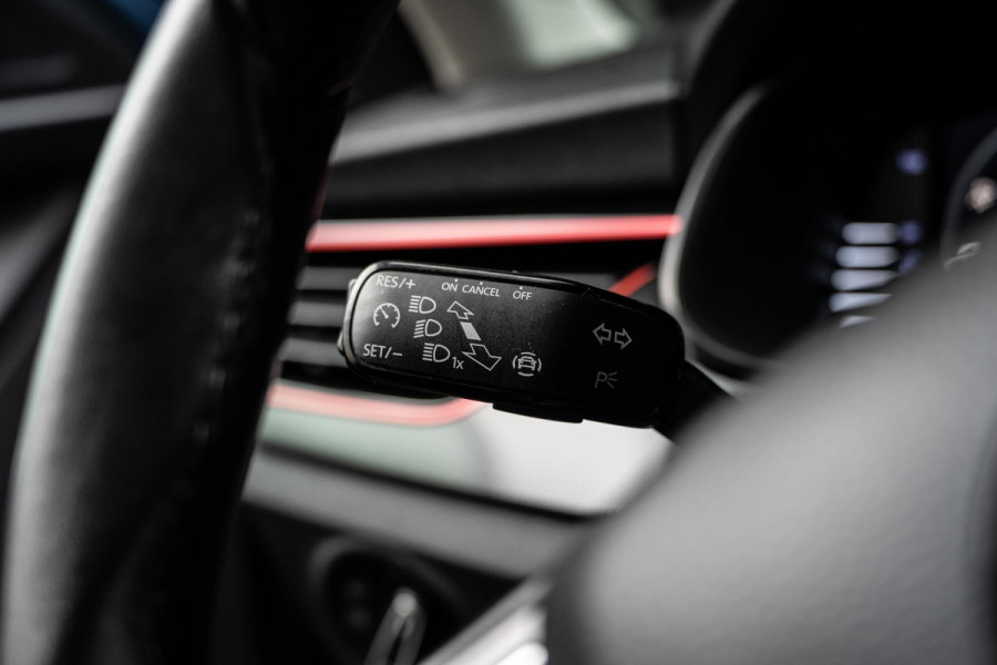 Škoda SCALA 1.0 TSI Active | Pdc | Cruise | Carplay | Navi