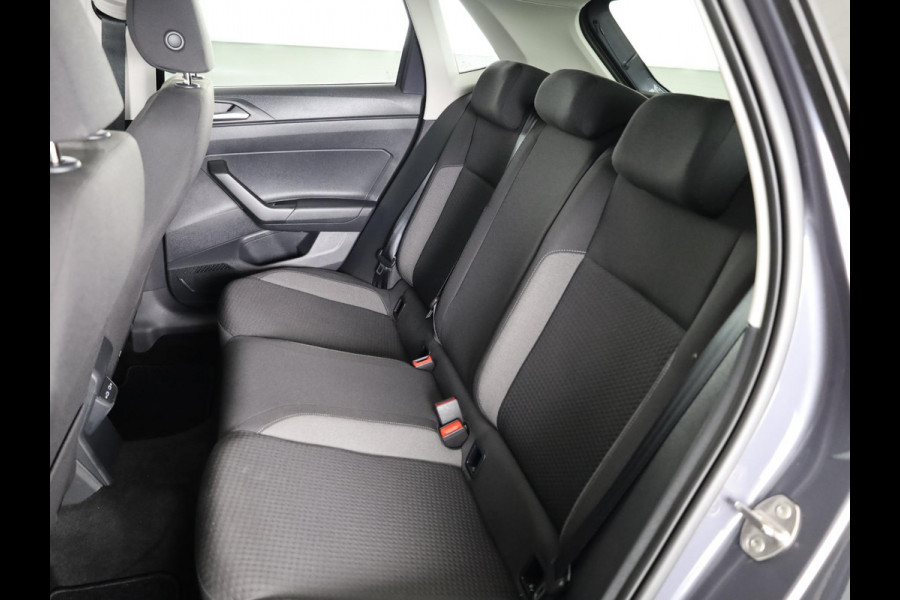 Volkswagen Polo 1.0 TSI Life Edition 95 pk Automaat (DSG) | Verlengde garantie | Navigatie via App | Parkeersensoren | Keyless | Stoelverwarming |