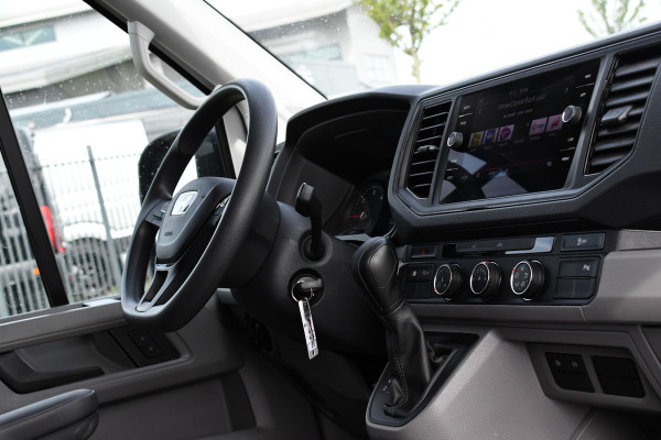 MAN TGE 3.140 35 2.0 L3H3 PB Edition Camera, Cruise, Carplay, Automaat, Sensoren, LED, 140pk, Multimedia, Sensoren, Trekhaak,