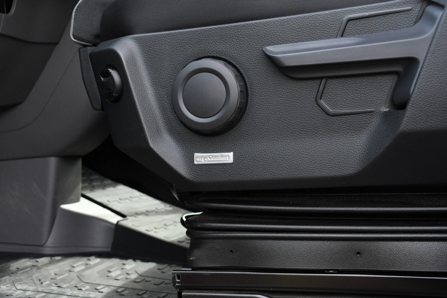 MAN TGE 3.140 35 2.0 L3H3 PB Edition Camera, Cruise, Carplay, Automaat, Sensoren, LED, 140pk, Multimedia, Sensoren, Trekhaak,