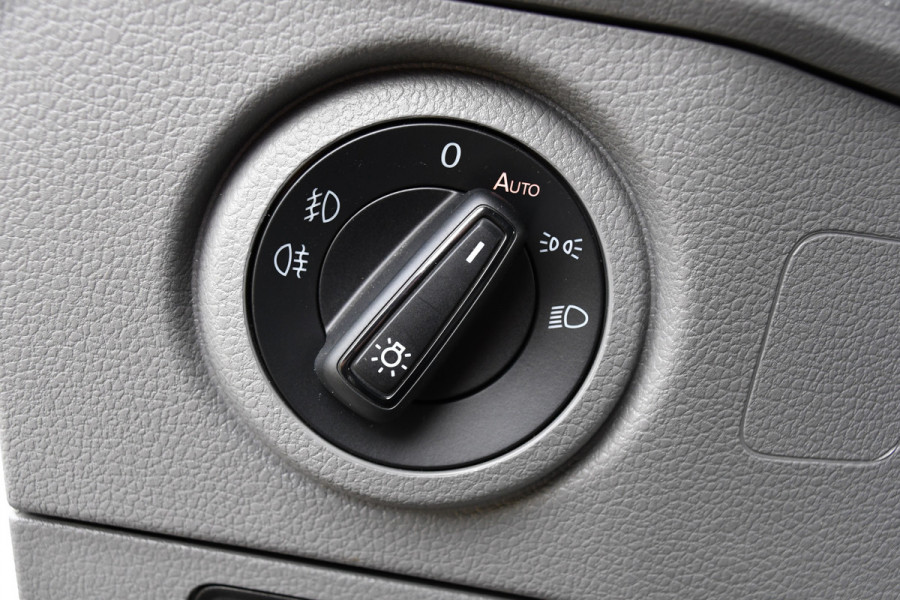 MAN TGE 3.140 35 2.0 L3H3 PB Edition Camera, Cruise, Carplay, Automaat, Sensoren, LED, 140pk, Multimedia, Sensoren, Trekhaak,