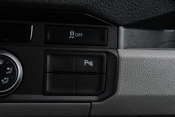 MAN TGE 3.140 35 2.0 L3H3 PB Edition Camera, Cruise, Carplay, Automaat, Sensoren, LED, 140pk, Multimedia, Sensoren, Trekhaak,