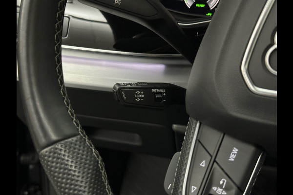 Audi Q7 TFSI e 381PK S-Line | 360 Camera | RS-Leder | Laser-LED | BTW | ACC | Head-Up | Panorama | Keyless-Entry | Luchtvering | Memory | Lane & Side assist | Sportstoelen | Black optic | Bovag Garantie.