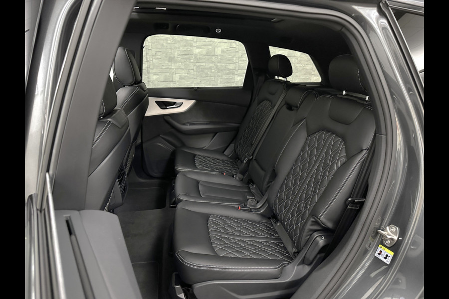 Audi Q7 TFSI e 381PK S-Line | 360 Camera | RS-Leder | Laser-LED | BTW | ACC | Head-Up | Panorama | Keyless-Entry | Luchtvering | Memory | Lane & Side assist | Sportstoelen | Black optic | Bovag Garantie.
