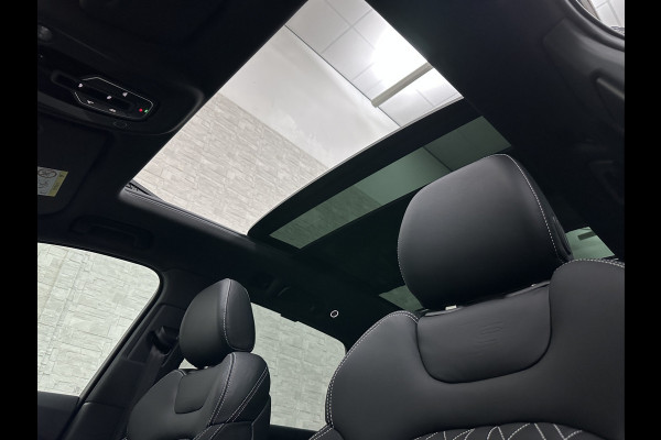 Audi Q7 TFSI e 381PK S-Line | 360 Camera | RS-Leder | Laser-LED | BTW | ACC | Head-Up | Panorama | Keyless-Entry | Luchtvering | Memory | Lane & Side assist | Sportstoelen | Black optic | Bovag Garantie.