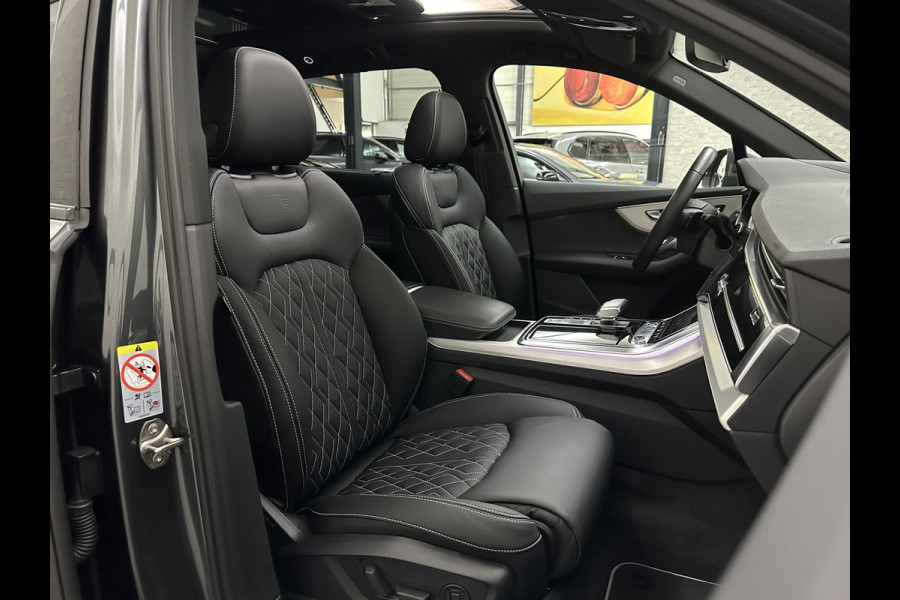 Audi Q7 TFSI e 381PK S-Line | 360 Camera | RS-Leder | Laser-LED | BTW | ACC | Head-Up | Panorama | Keyless-Entry | Luchtvering | Memory | Lane & Side assist | Sportstoelen | Black optic | Bovag Garantie.