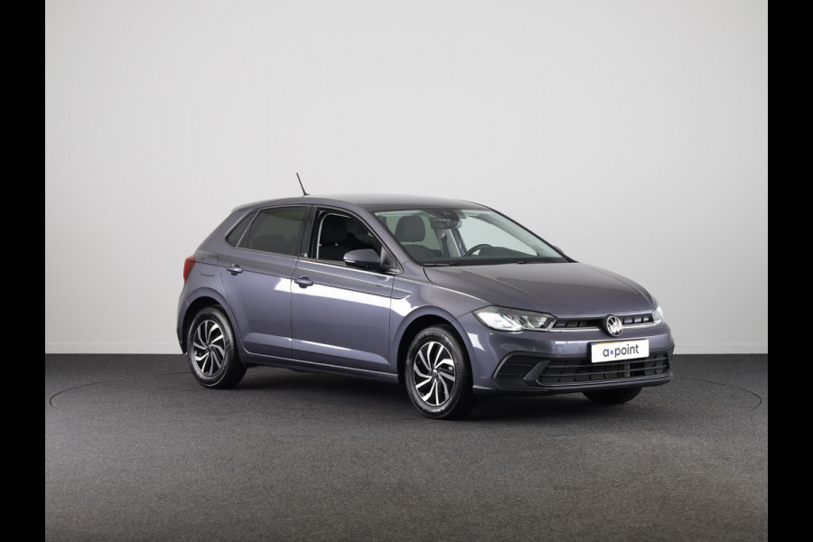 Volkswagen Polo 1.0 TSI Life Edition 95 pk Automaat (DSG) | Verlengde garantie | Navigatie via App | Parkeersensoren | Keyless | Stoelverwarming |