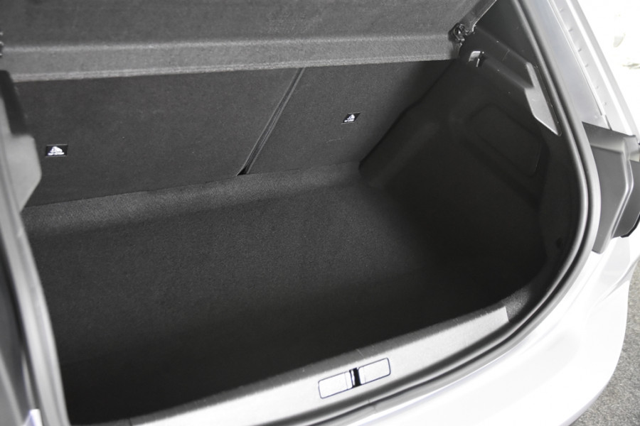 Peugeot 208 Allure Automaat *1ste Eigenaar*Leer*Navigatie*DAB*