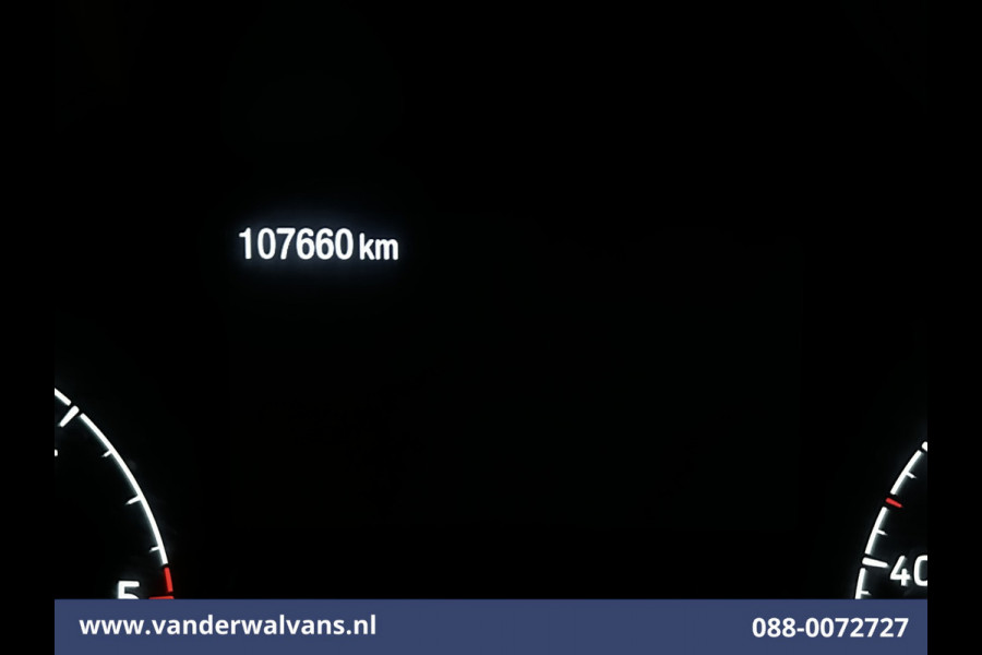 Ford Transit Custom 2.0 TDCI L2H1 Euro6 Airco | Apple Carplay | Camera | Cruisecontrol | LED Parkeersensoren, Android Auto, Bijrijdersbank, Verwarmde voorruit, 2800kg trekvermogen
