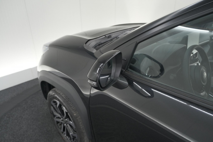 Toyota Yaris Cross 1.5 Hybrid 130 AT Teamplayer | Camera | Dodehoekdetectie | Apple Carplay | Parkeersensoren | Stoelverwarming