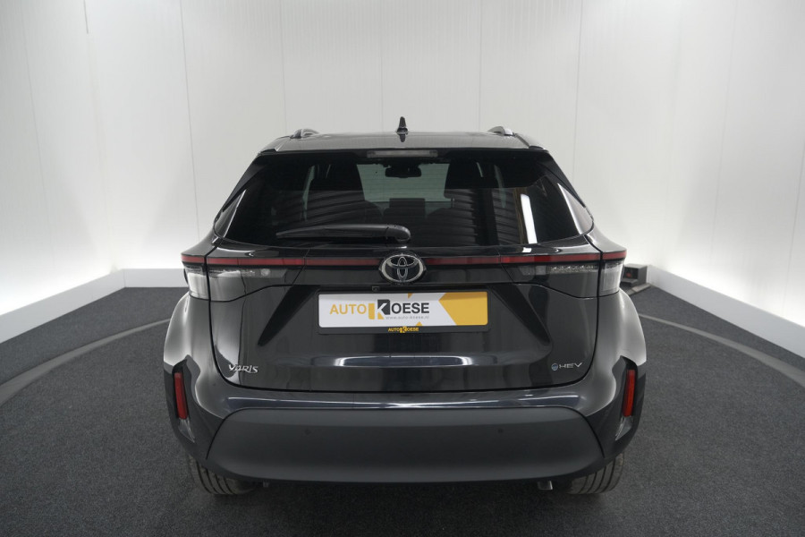 Toyota Yaris Cross 1.5 Hybrid 130 AT Teamplayer | Camera | Dodehoekdetectie | Apple Carplay | Parkeersensoren | Stoelverwarming