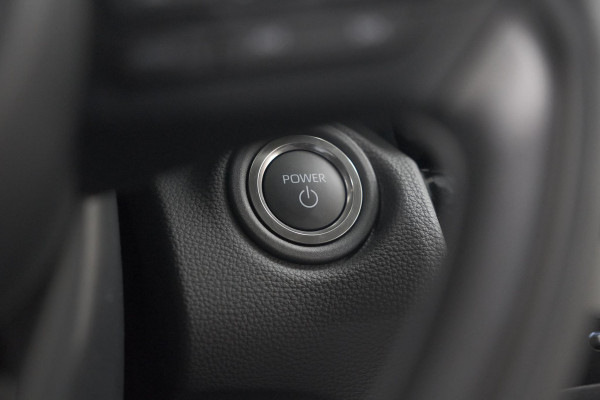 Toyota Yaris Cross 1.5 Hybrid 130 AT Teamplayer | Camera | Dodehoekdetectie | Apple Carplay | Parkeersensoren | Stoelverwarming