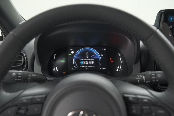 Toyota Yaris Cross 1.5 Hybrid 130 AT Teamplayer | Camera | Dodehoekdetectie | Apple Carplay | Parkeersensoren | Stoelverwarming