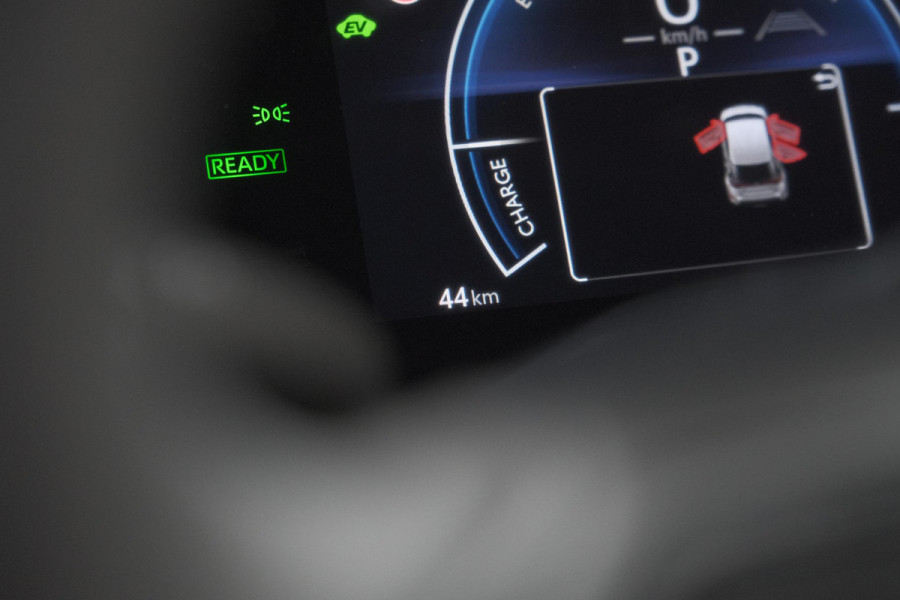 Toyota Yaris Cross 1.5 Hybrid 130 AT Teamplayer | Camera | Dodehoekdetectie | Apple Carplay | Parkeersensoren | Stoelverwarming