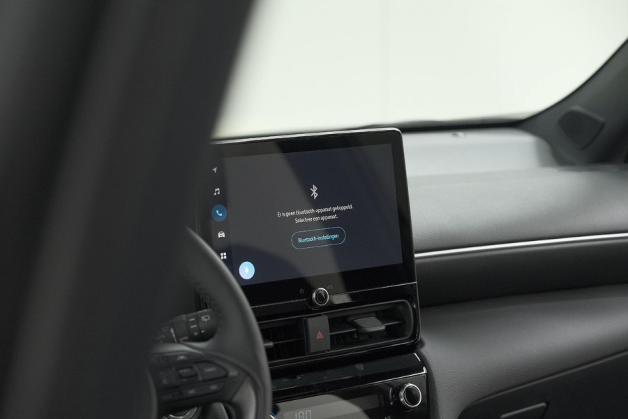 Toyota Yaris Cross 1.5 Hybrid 130 AT Teamplayer | Camera | Dodehoekdetectie | Apple Carplay | Parkeersensoren | Stoelverwarming