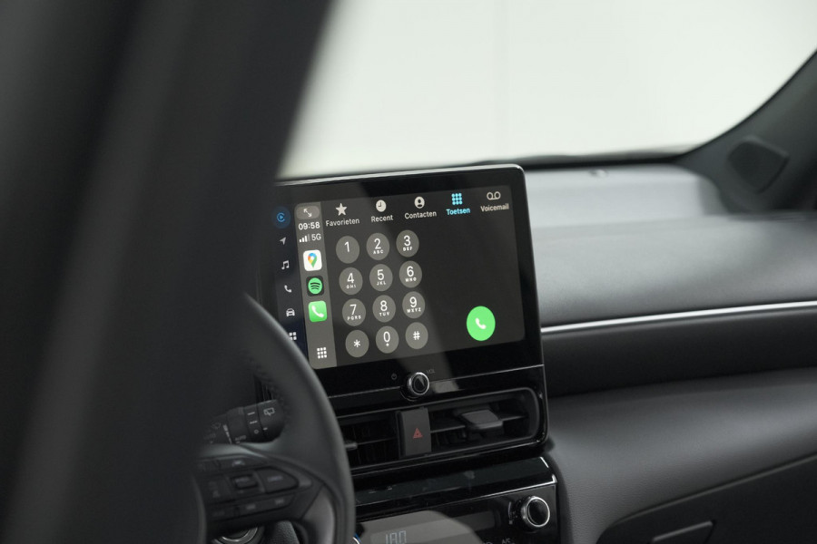Toyota Yaris Cross 1.5 Hybrid 130 AT Teamplayer | Camera | Dodehoekdetectie | Apple Carplay | Parkeersensoren | Stoelverwarming