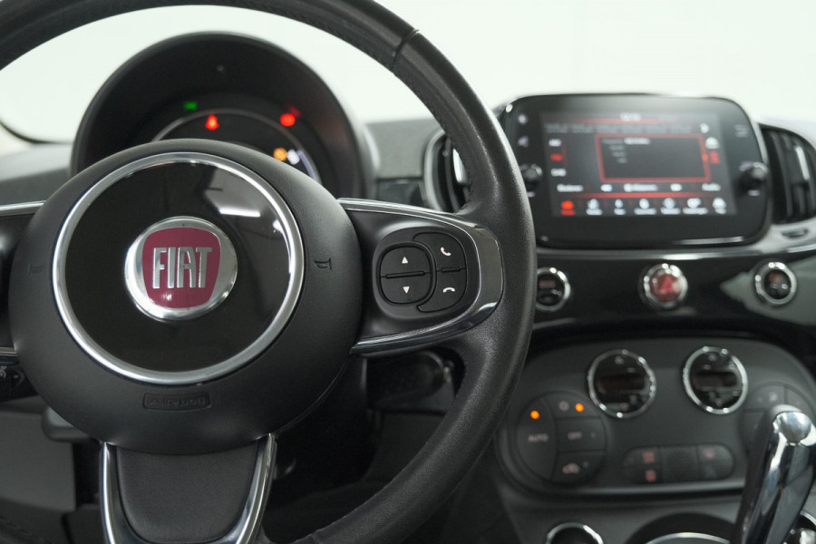 Fiat 500C TwinAir Turbo Lounge | Parkeersensoren | Climate control | Cruise control | Apple Carplay