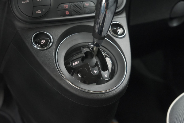 Fiat 500C TwinAir Turbo Lounge | Parkeersensoren | Climate control | Cruise control | Apple Carplay