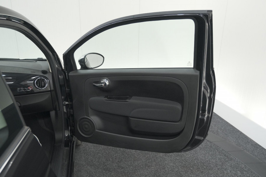 Fiat 500C TwinAir Turbo Lounge | Parkeersensoren | Climate control | Cruise control | Apple Carplay