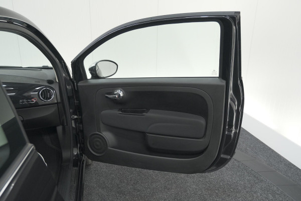 Fiat 500C TwinAir Turbo Lounge | Parkeersensoren | Climate control | Cruise control | Apple Carplay