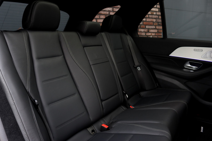 Mercedes-Benz GLE 400 e 4MATIC AMG Line Premium+ | Facelift | Luchtvering | Distronic+ | Burmester | Memory | Trekhaak | Surround Camera | Panoramadak | HUD | Nappa Leder | Verwarmd Stuurwiel |