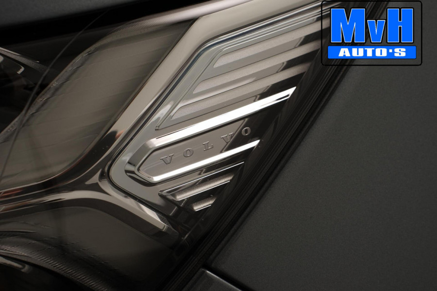 Volvo XC40 2.0 D3 Momentum|LEER|TREKH|CAMERA|STOEL/STUUR.VERW